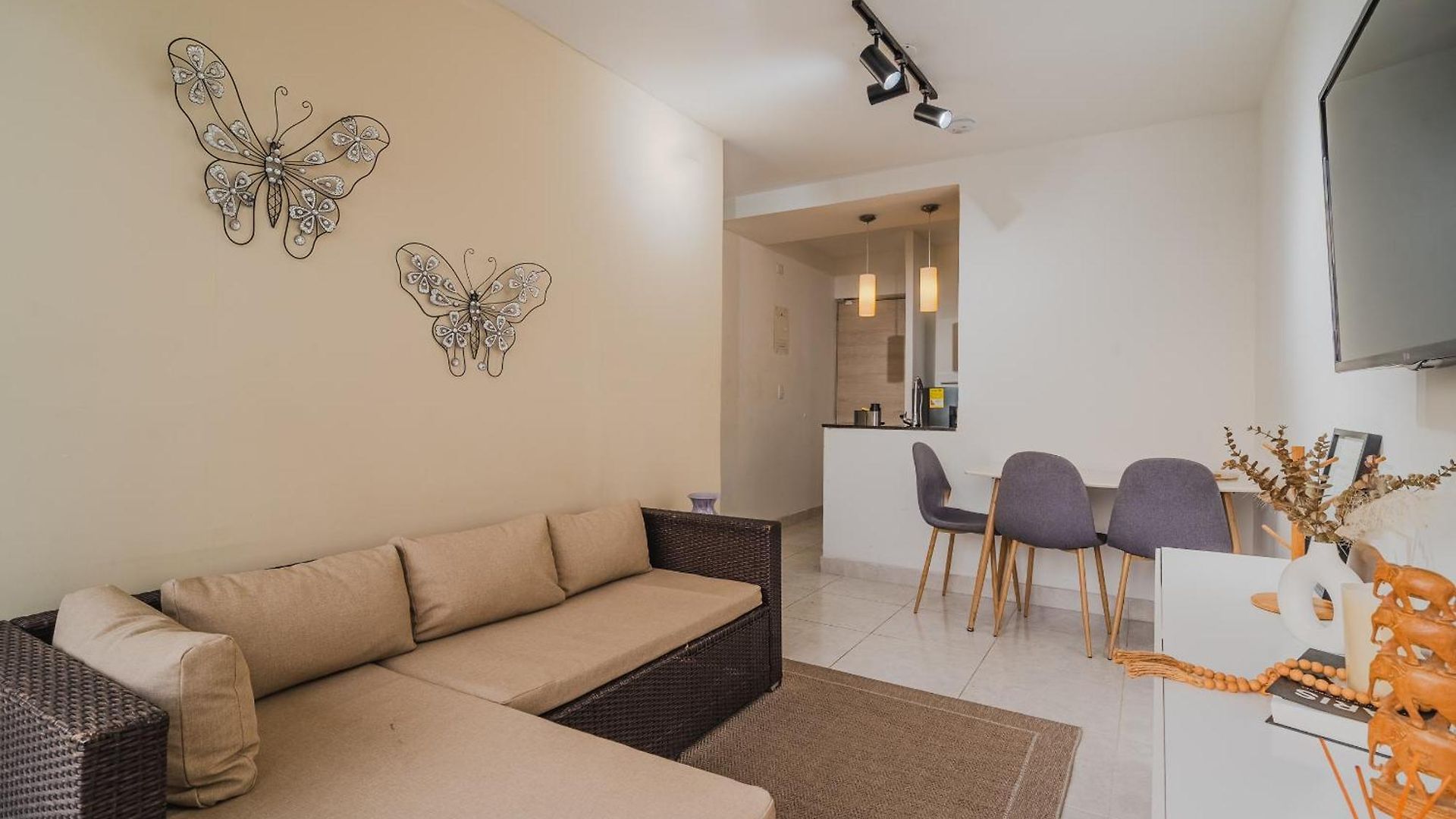 Apartamento De 3 En Cerca A La Playa Cartagena