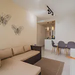 Apartamento De 3 Habitaciones En Cartagena Cerca A La Playa